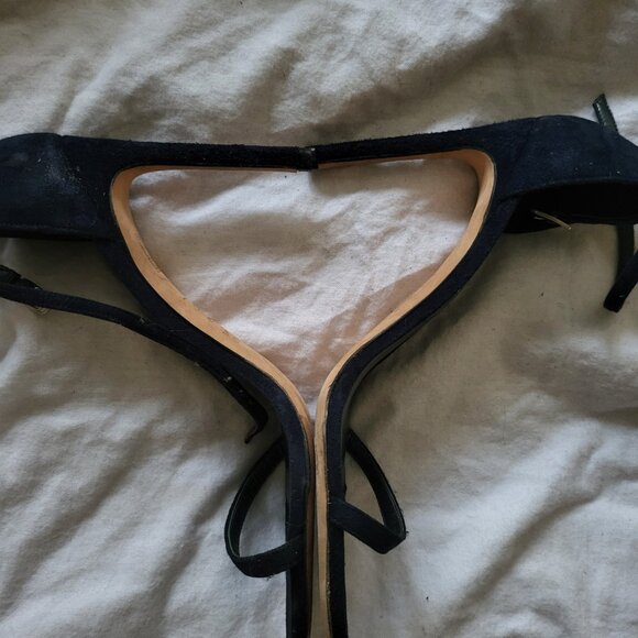 Stuart Weitzman nudist sandals - Picture 2 of 8